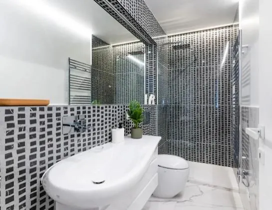 Marais-air Conditioner-2 Bedroom-quiet Apartment Paris