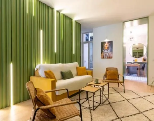 Apartment Marais-air Conditioner-2 Bedroom-quiet Paris